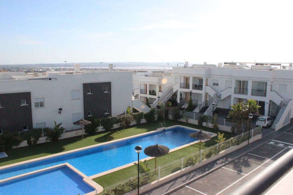Vista Bella Lägenhet Torrevieja Rum bild
